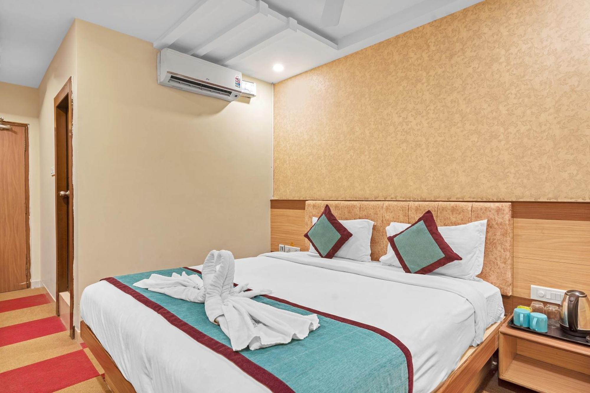 Hotel Sm Deccan Park Shamshabad Exterior photo