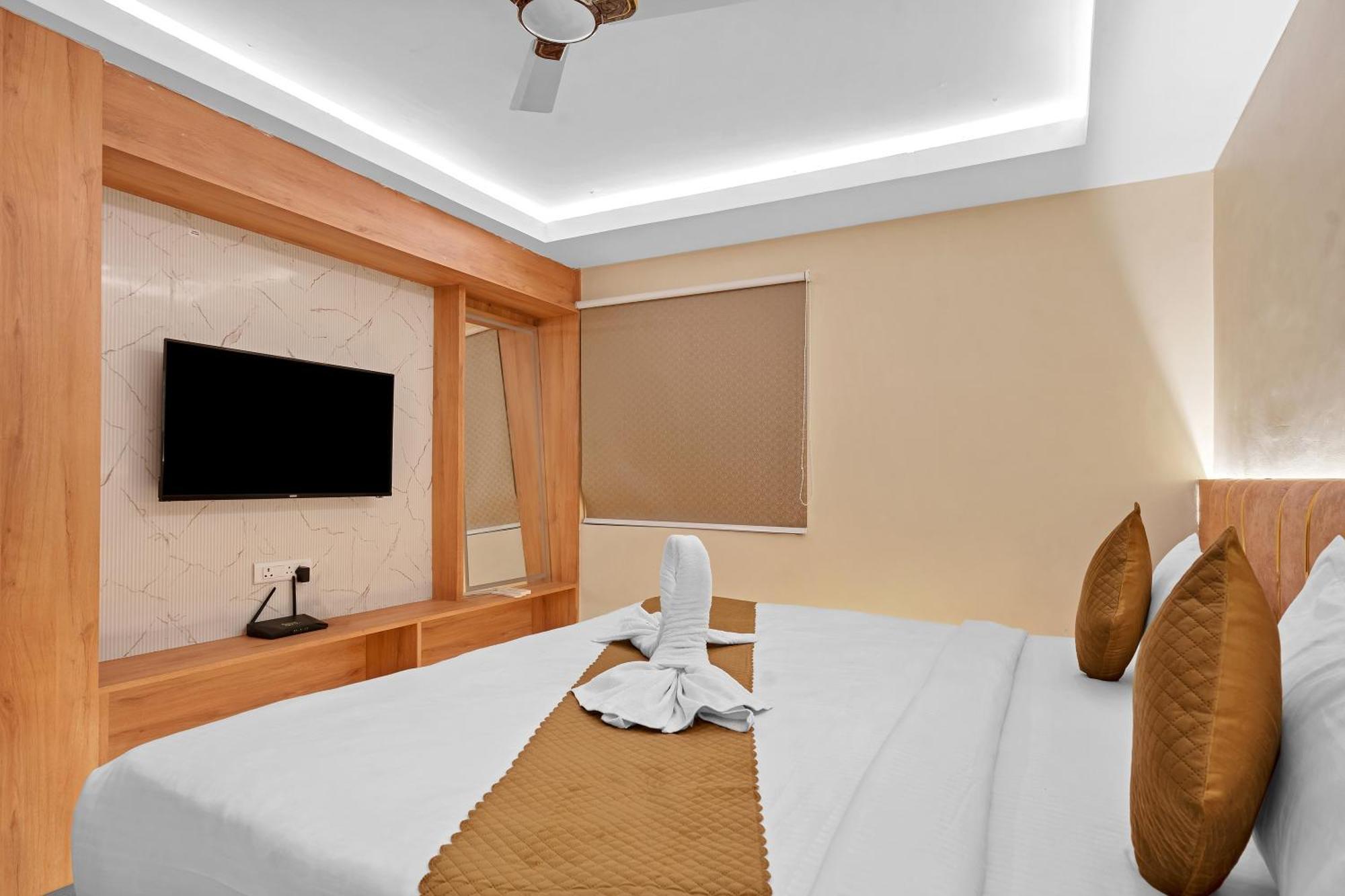 Hotel Sm Deccan Park Shamshabad Exterior photo