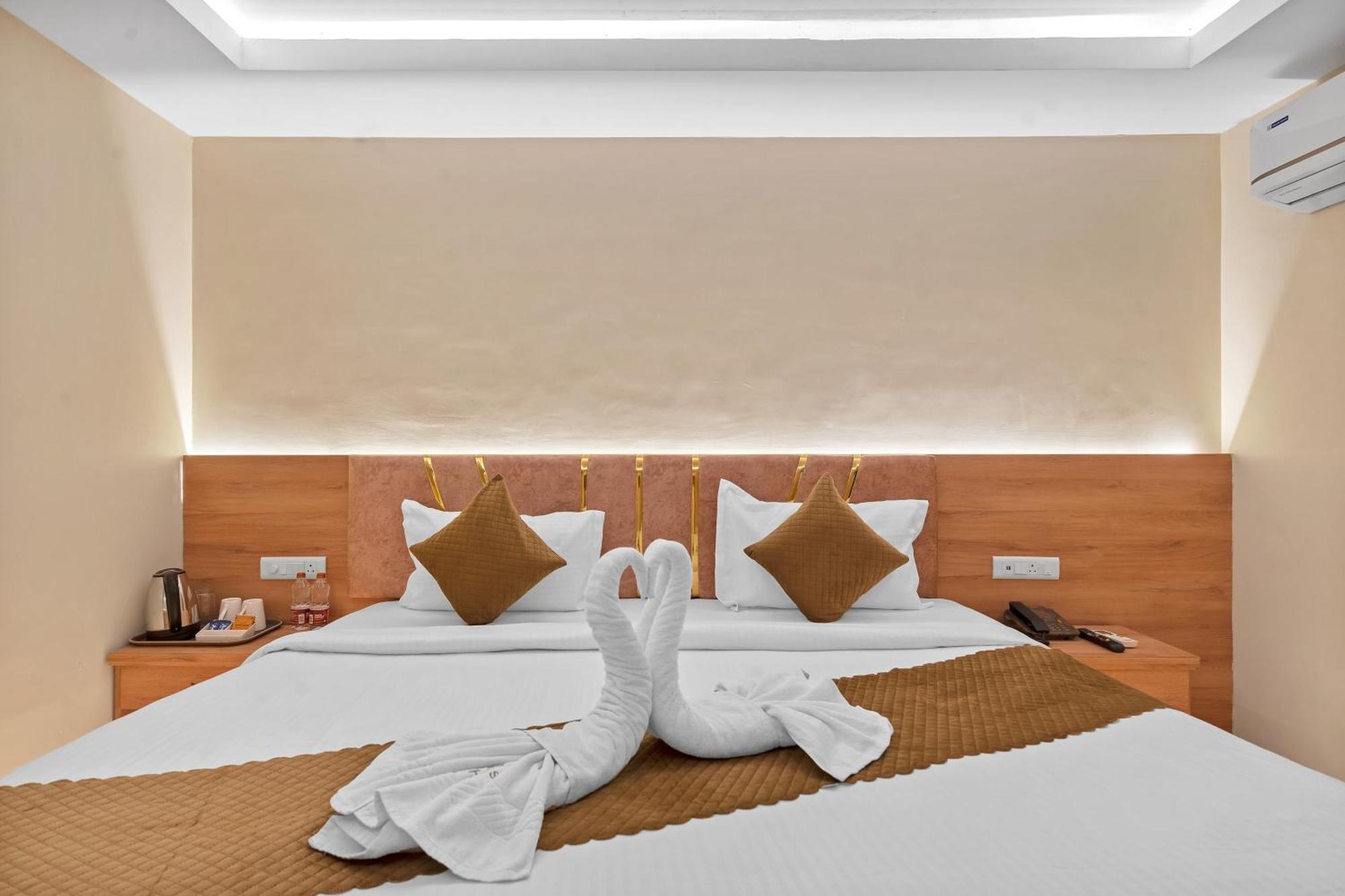 Hotel Sm Deccan Park Shamshabad Exterior photo