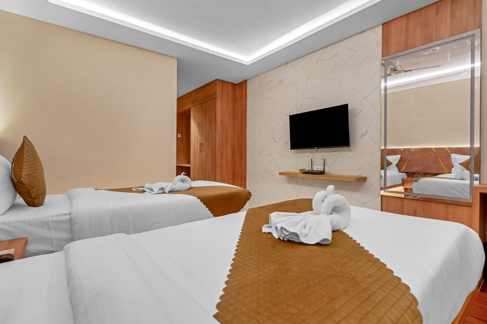 Hotel Sm Deccan Park Shamshabad Exterior photo