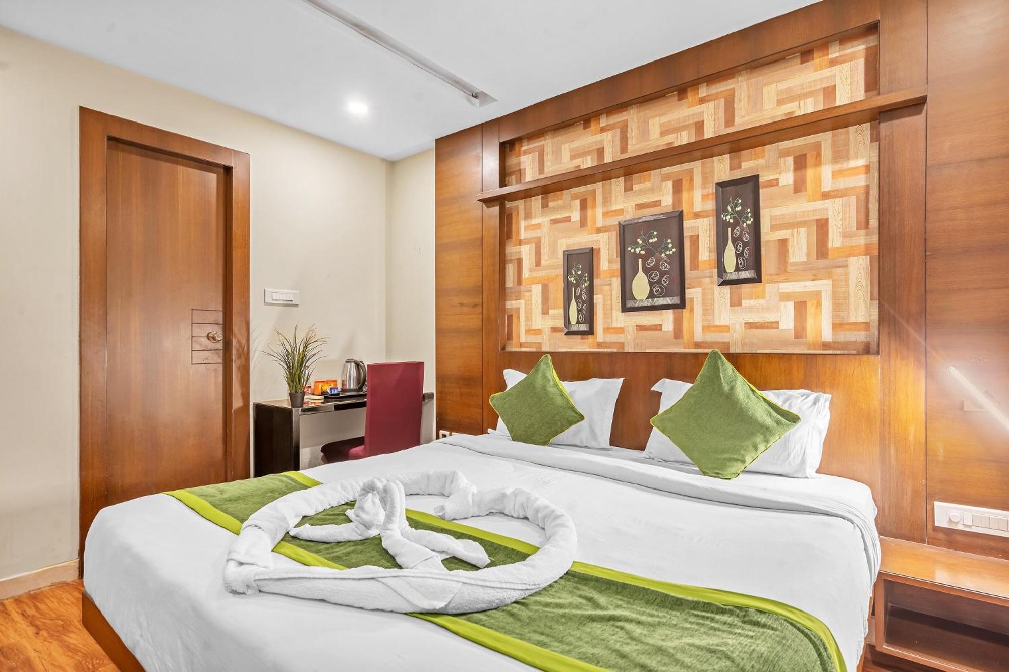 Hotel Sm Deccan Park Shamshabad Exterior photo