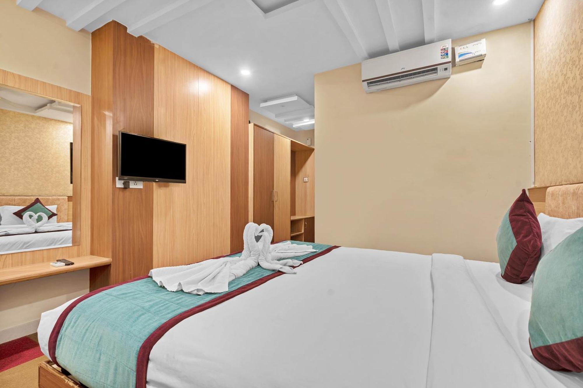 Hotel Sm Deccan Park Shamshabad Exterior photo